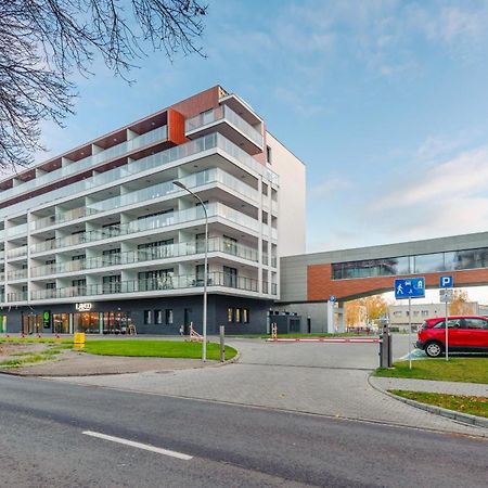 Apartament Blekitna Laguna Z Basenem - Ul Kasprowicza 20A - Holiday City Kołobrzeg Buitenkant foto