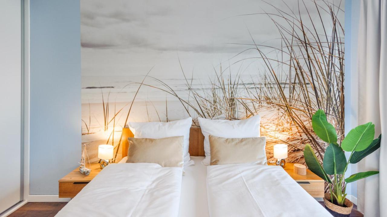 Apartament Blekitna Laguna Z Basenem - Ul Kasprowicza 20A - Holiday City Kołobrzeg Buitenkant foto