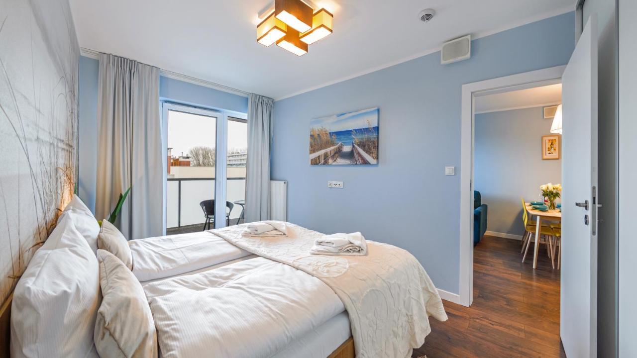 Apartament Blekitna Laguna Z Basenem - Ul Kasprowicza 20A - Holiday City Kołobrzeg Buitenkant foto